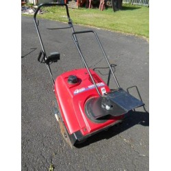 二手本田和谐 hs520asa 4 冲程吹雪机/提货在 08638 ！