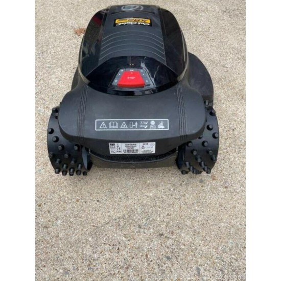 Robotic Lawn Mower Robotic Mower XR2 2000 Cub Cadet
