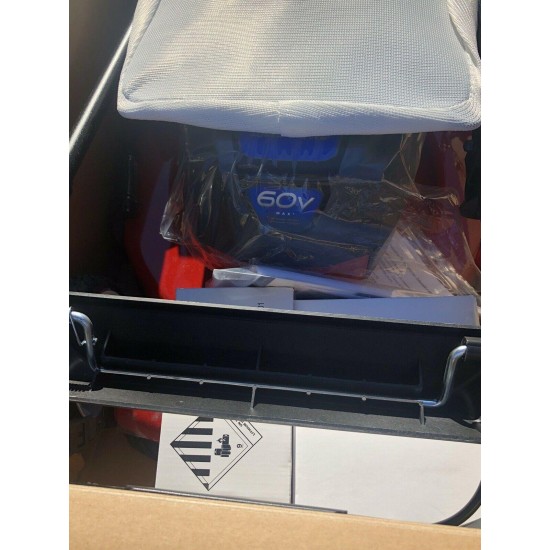 Toro Self-Propelled Lawn Mower 60-Volt Rear-Wheel Cordless Battery Blades Bag