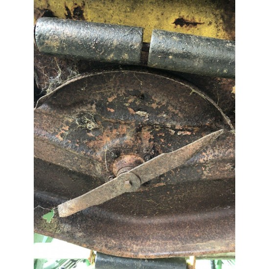 John Deere 400 Garden Tractor 60” Lawn Mower Deck Assembly! Pick Up Only