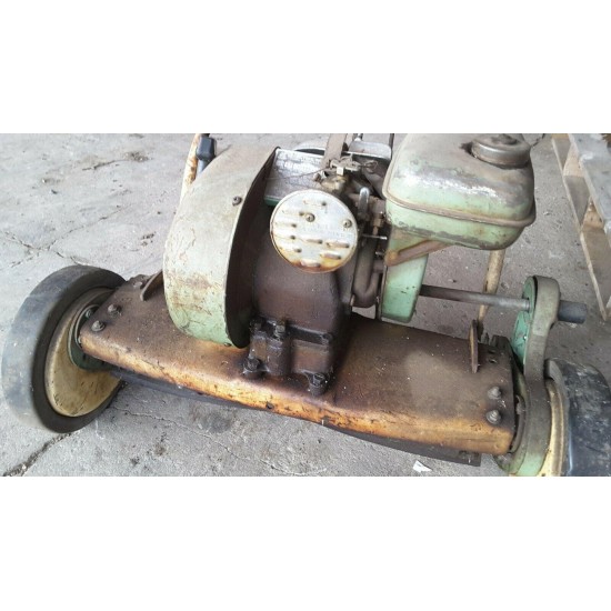 REO Royale Deluxe Model 211 Reel Lawn Mower Gas Engine Type E1 serial# 71585