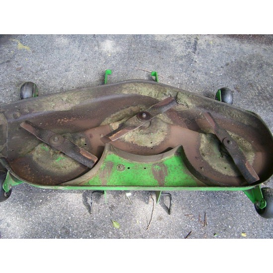 John Deere Sabre lawn tractor 46in mower deck , cutting deck  :