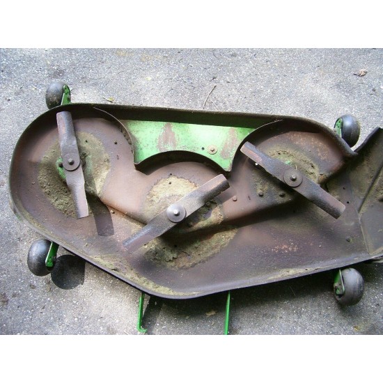 John Deere Sabre lawn tractor 46in mower deck , cutting deck  :