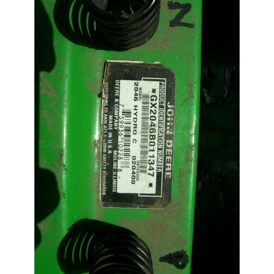 John Deere Sabre lawn tractor 46in mower deck , cutting deck  :