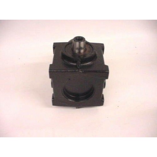 AM143310 John Deere OEM Lawn Mower Deck Gear Case