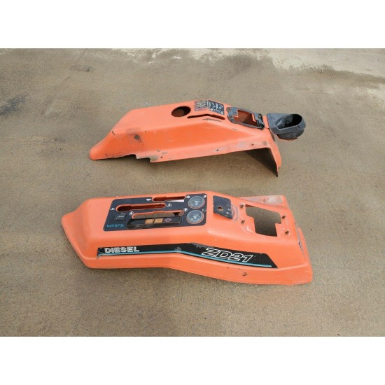 Kubota ZD21 Lawn Mower Right & Left Side Fenders/Panels