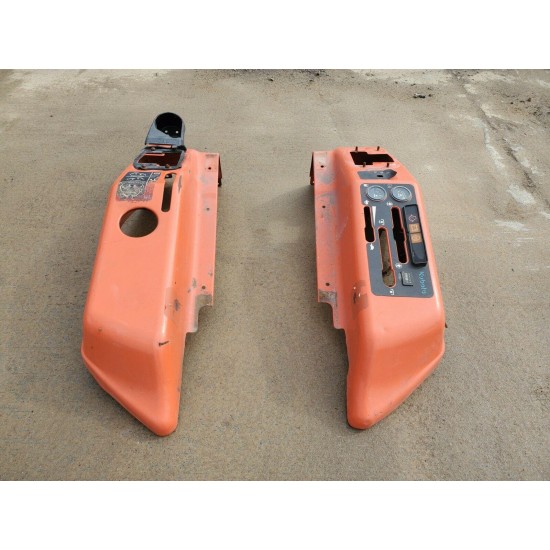 Kubota ZD21 Lawn Mower Right & Left Side Fenders/Panels