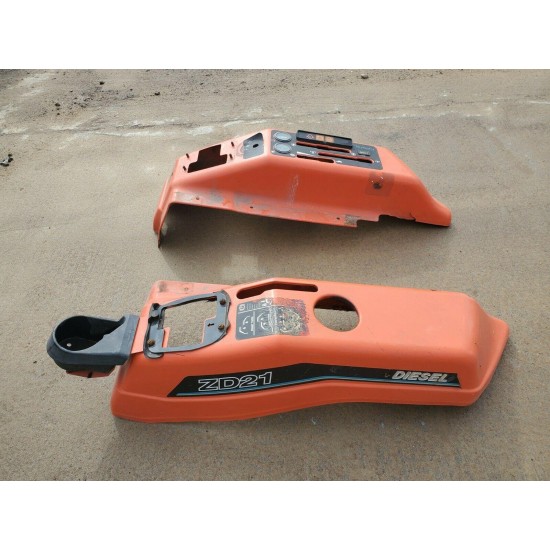 Kubota ZD21 Lawn Mower Right & Left Side Fenders/Panels