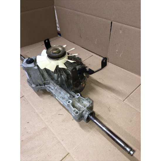 John Deere L120 L130 L110 L107 L111 Lawn Mower TuffTorq Hydro Transaxle AM131580