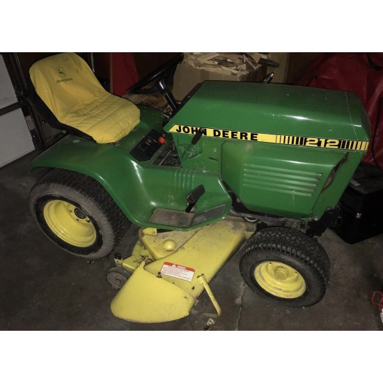 1983 John Deere Lawn Tractor Mower 212 Model, 46 inch deck.