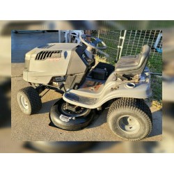 使用的卡夫曼乘式割草机