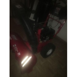 完美无暇的吹雪机: 特洛伊建成 2620 型号 26