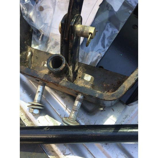 Sleeve Hitch For Back Of A Riding Mower Or  Lawn And Garden tractor 190-608A-oem