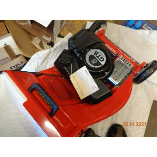 罕见全新 Toro 26682 割草机与铃木 2 循环发动机 31 岁