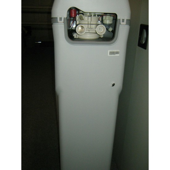 NEW, NO BOX GE Water Softener System 30,000 Grain Capacity Programmable GXSF30V