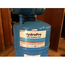 NEW IN BOX     Gould water pressure pump booster