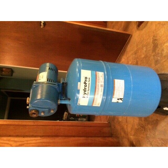 NEW IN BOX     Gould water pressure pump booster