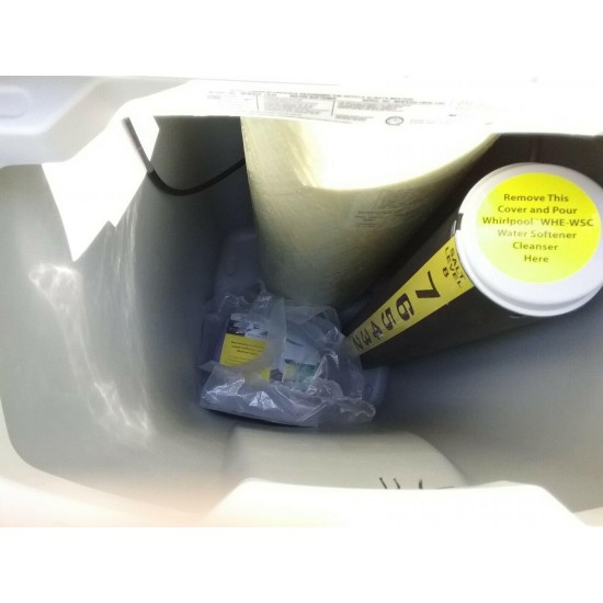 Whirlpool water softner WHE33 NEW out of box