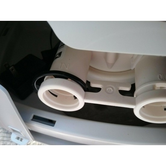 Whirlpool water softner WHE33 NEW out of box